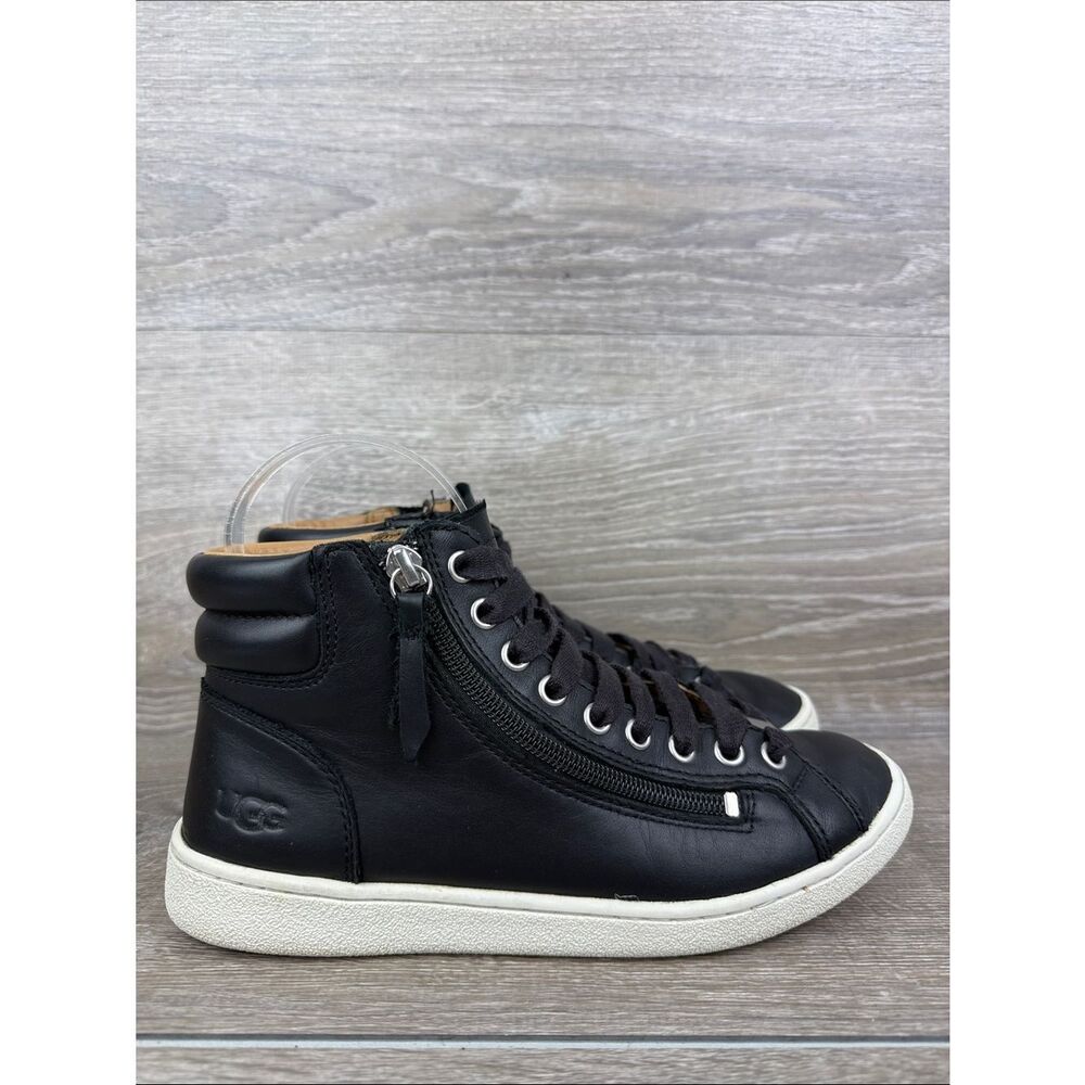 Ugg Olive Black Leather Hi Top Women’s Size 6.5 Lace Up Zip Sneakers